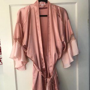 Victoria' Secret Flounce Robe